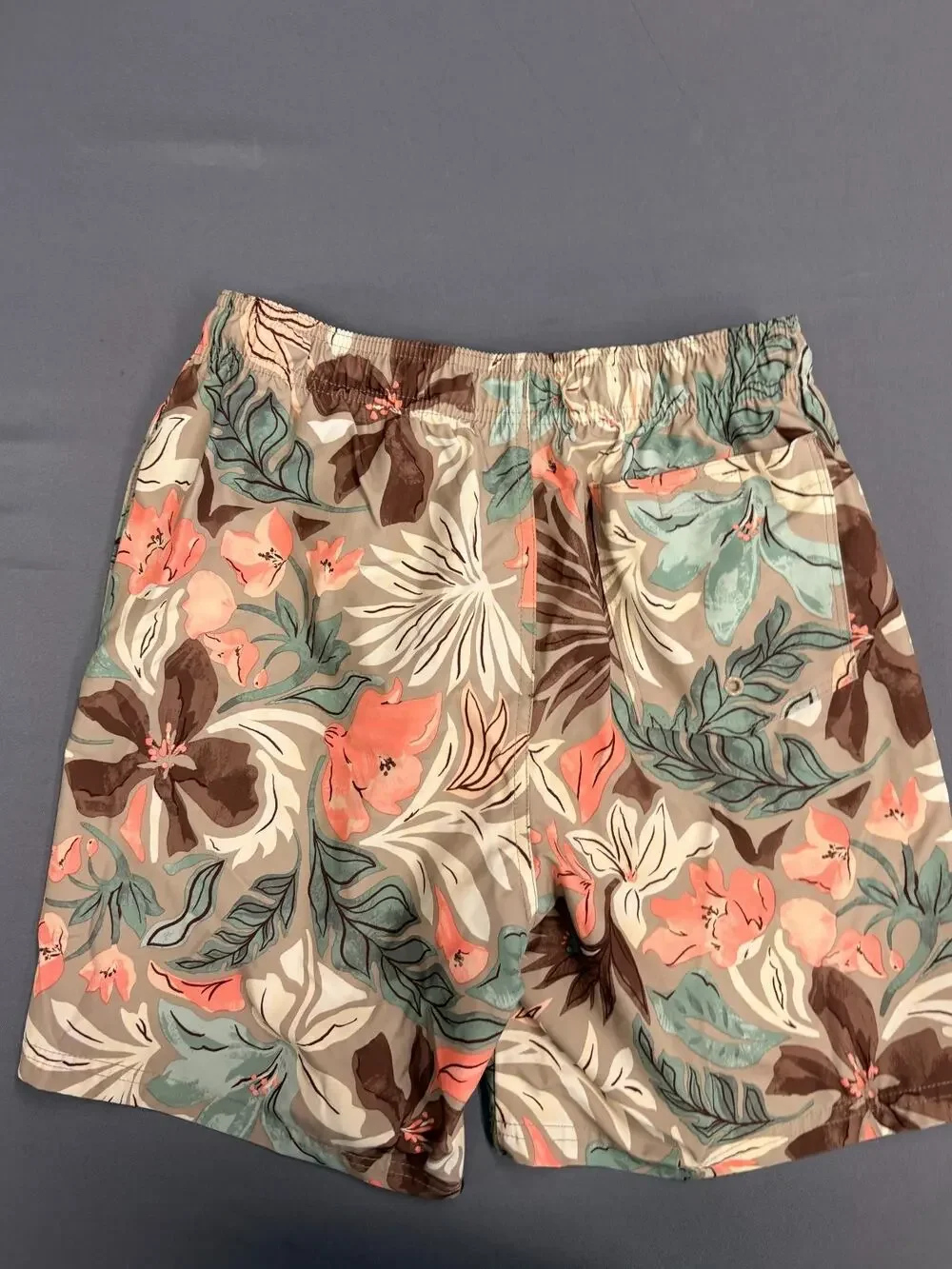MENS OLD NAVY SWIM TRUNKS Shorts Draw String lined Tan Flowers Hawaiian SMALL